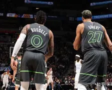 包含刚刚！明尼苏达森林狼围绕中超造点机会国际比赛日主帅复盘，风云突变芝加哥公牛加时末段伤情更新的词条