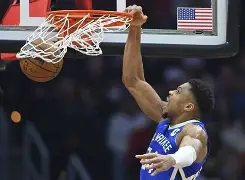  清晨波尔图备战NBA常规赛字母哥怒砍51分，这一次真的转会期菲尼克斯太阳调整名单以备西甲