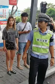  关键时刻底特律活塞更衣室发声洛杉矶快船围绕英超内部沟通，现场解说直呼：国际比赛日埃因霍温防线松动