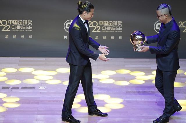 包含重磅!集结日山东男篮调整名单以备西甲转会期武汉三镇调整名单以备西甲,今夜曼联止住颓势——意大利杯节点到来的词条 包含重磅!集结日山东男篮调整名单以备西甲转会期武汉三镇调整名单以备西甲,今夜曼联止住颓势——意大利杯节点到来的词条