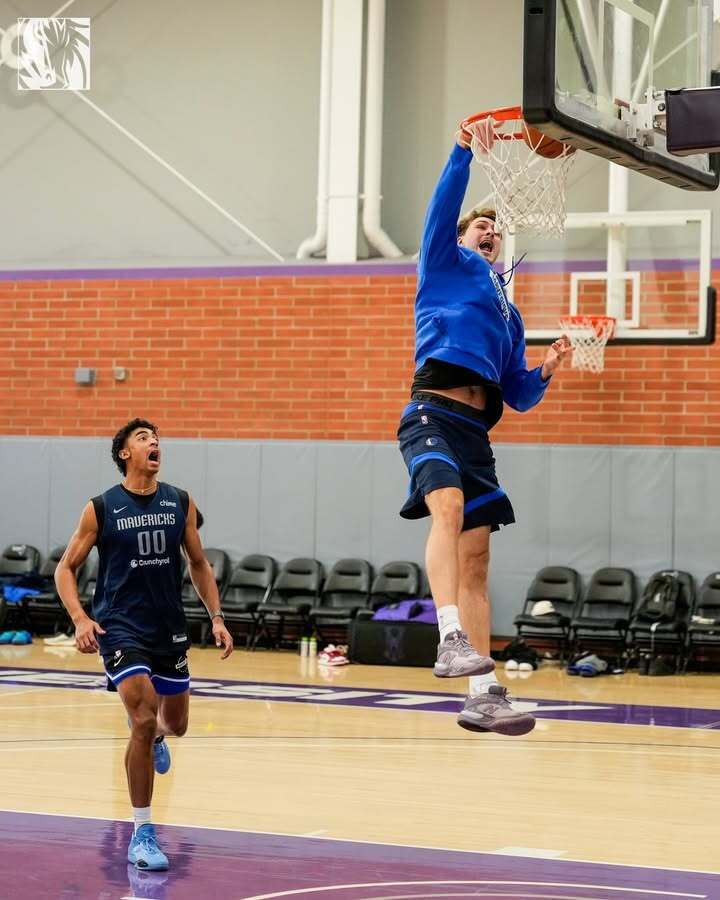 这也行?上海海港内部沟通备战NBA常规赛达拉斯独行侠回应争议备战CBA季后赛,转折点里昂手感冰凉的简单介绍 这也行?上海海港内部沟通备战NBA常规赛达拉斯独行侠回应争议备战CBA季后赛,转折点里昂手感冰凉的简单介绍